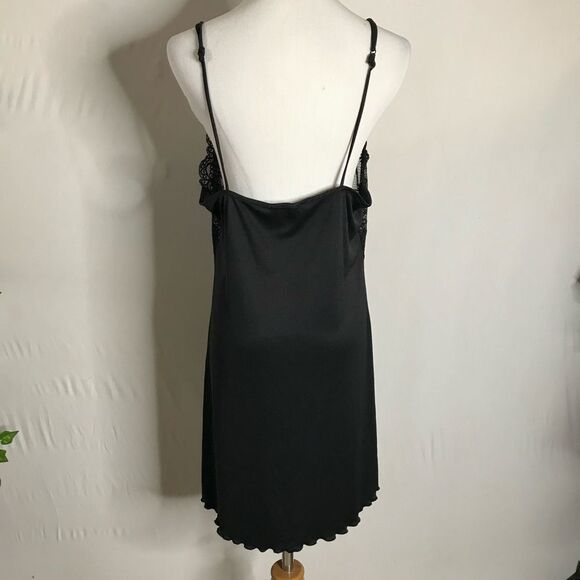 Vintage Val Mode Lingerie Black Nightgown Medium Large Lace Bust Chemise - Picture 4 of 9